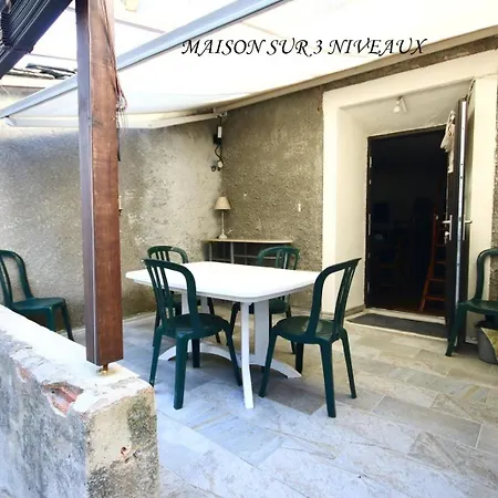 Nuits Magiques Au Village Entre Et Montagnes *