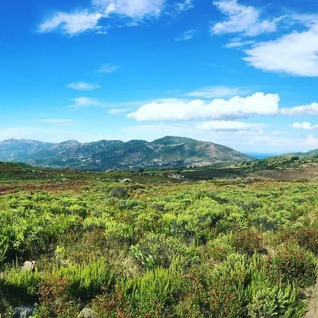 Nuits Magiques Au Village Entre Et Montagnes Séjour à la campagne *