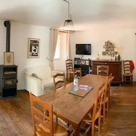 Nuits Magiques Au Village Entre Et Montagnes Venkovský dům Bigorno