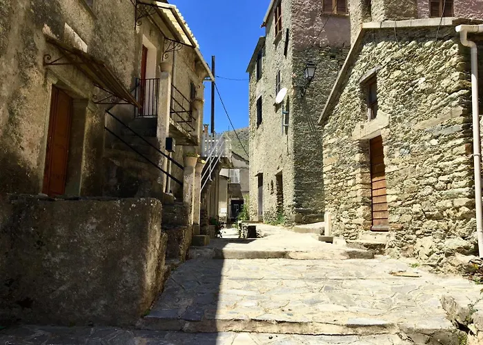 Casa di campagna Nuits Magiques Au Village Entre Et Montagnes *